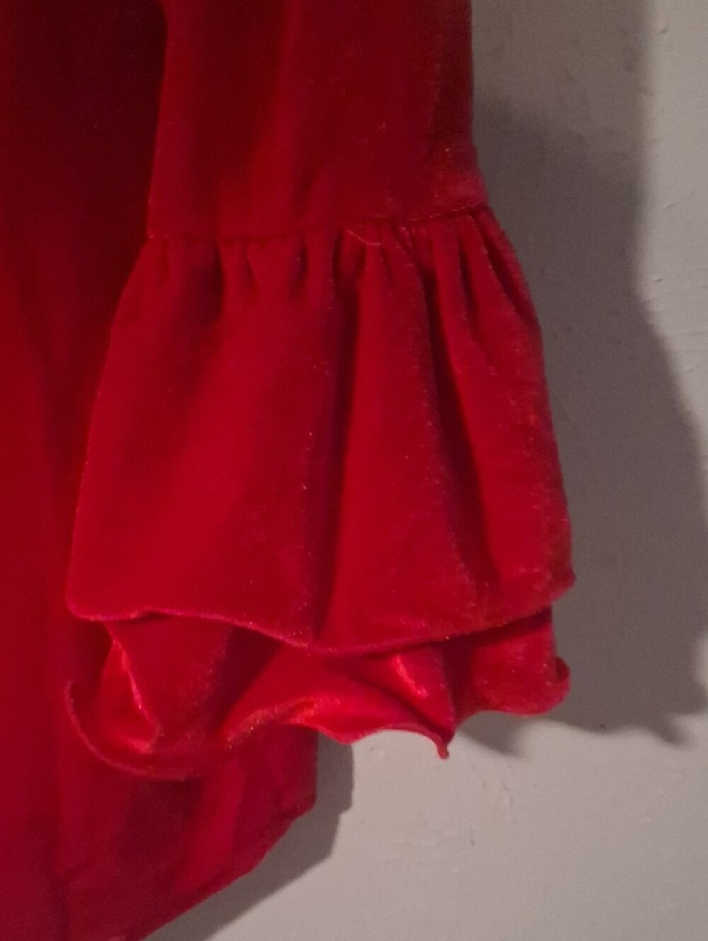 Red Velvet Ruffle Sleeve Button Front Blouse Size L - Picture 7 of 7